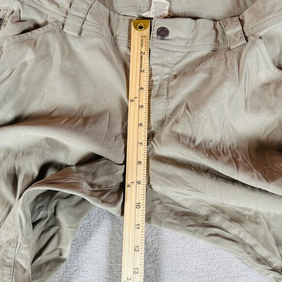 Duluth Trading Co Pants Womens 14 Tan Dry on the Fly Cargo Hiking Outdoor Campin - Picture 10 of 11